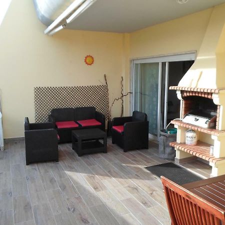 לאגוּ‏ש Condominio Do Mar - Martine Et Thierry מראה חיצוני תמונה