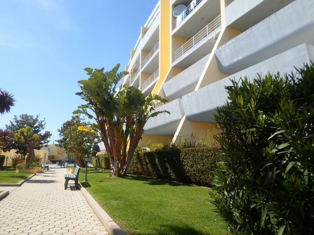 לאגוּ‏ש Condominio Do Mar - Martine Et Thierry מראה חיצוני תמונה