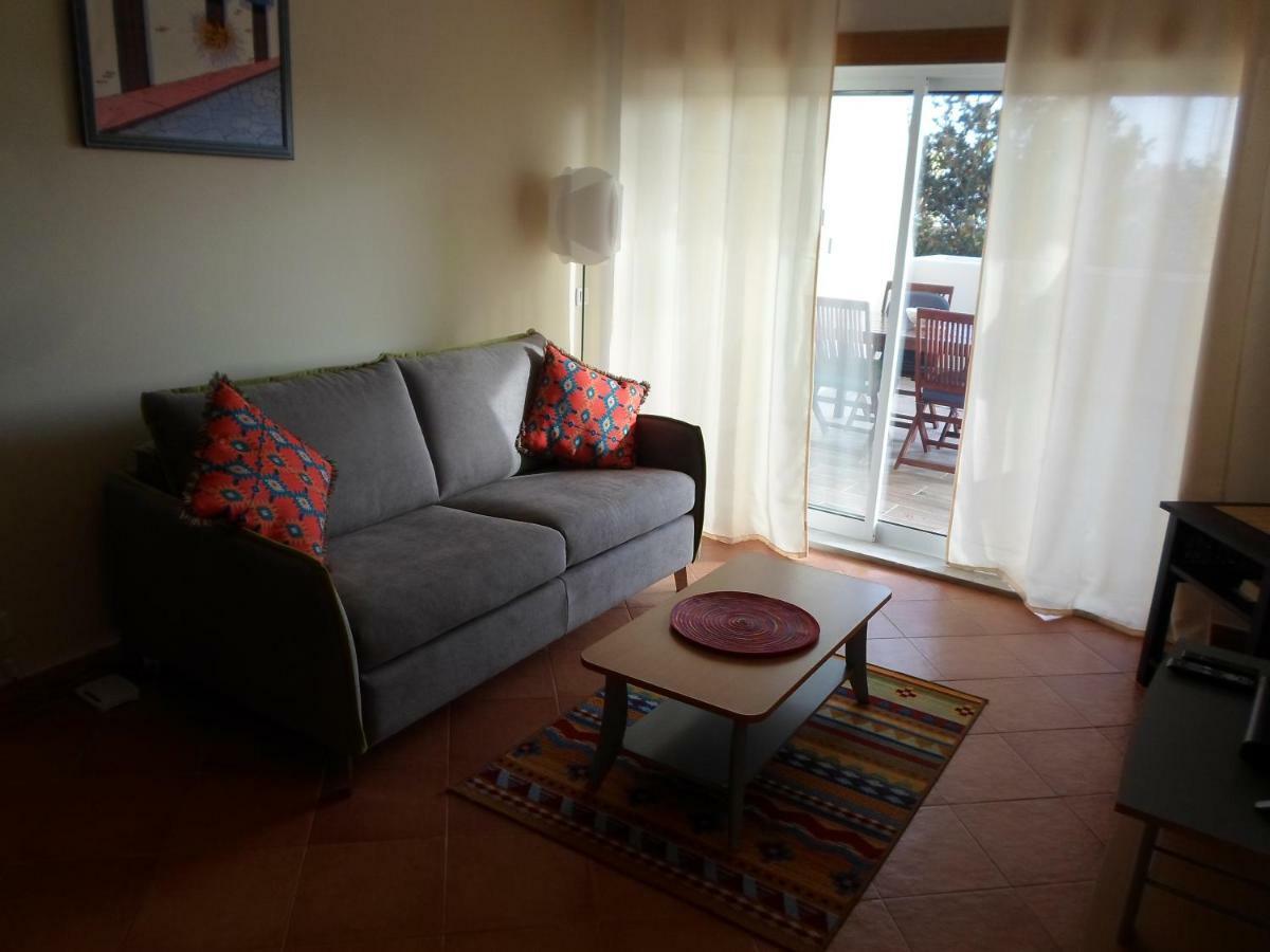 לאגוּ‏ש Condominio Do Mar - Martine Et Thierry מראה חיצוני תמונה